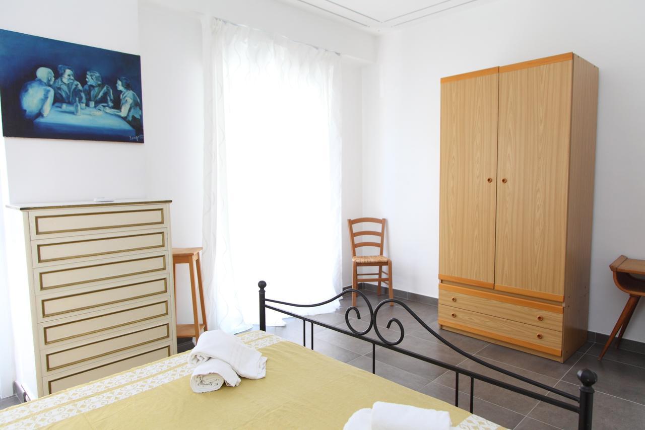 Family House - By Vacation Service Cefalù Εξωτερικό φωτογραφία
